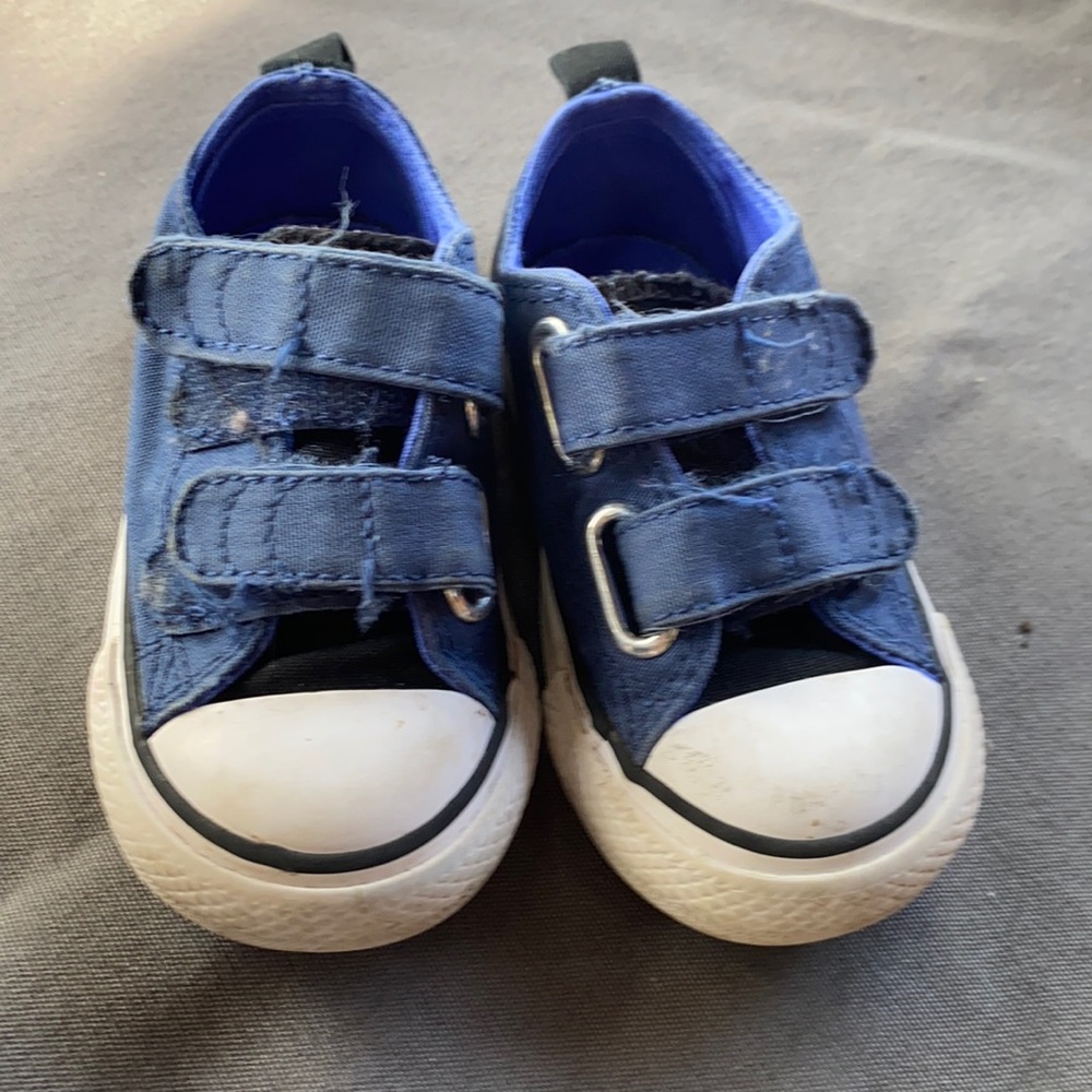 Gently worn converse